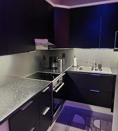 Moderni Kaksio Kuopion Keskustassa Apartamento *